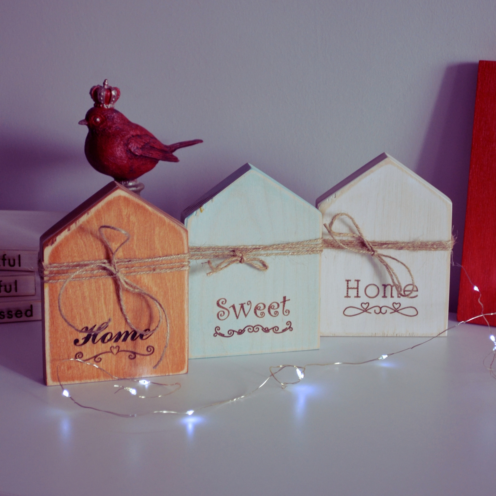 🏡✨ Doğal Ahşap “Home Sweet Home” Dekoratif Ev Seti – 3’lü Rustik Bohem Masa Üst