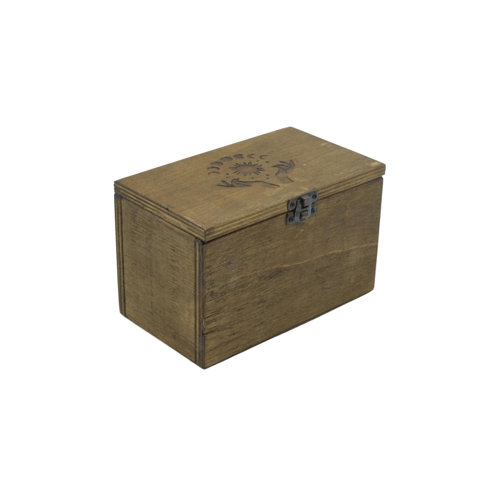 Ceviz Rengi Ahşap Tarot Kartı Saklama Kutusu Oyma Dekorlu 18 x 10,5 x 10 cm